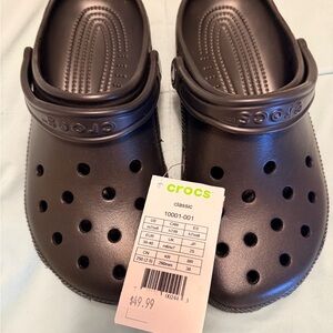 CROCS M7/W9 Classic Clogs - Black